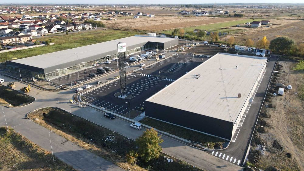 Inchirere spatiu comercial 120 mp - Funshop Park Mosnita (Timis)