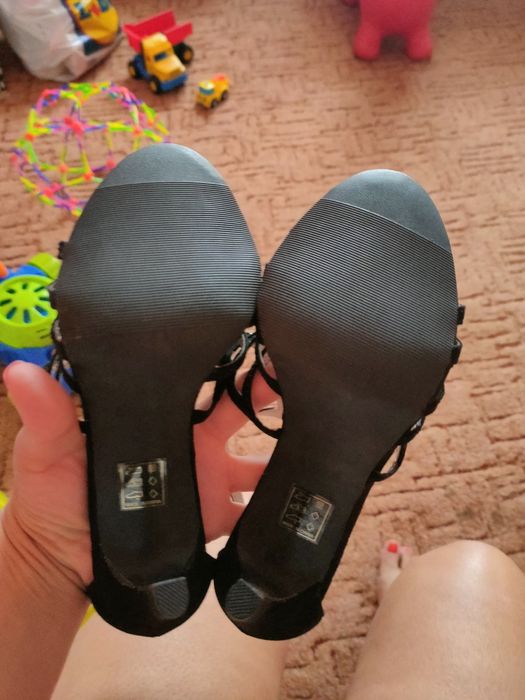 Sandale elegante, noi, mărime 36