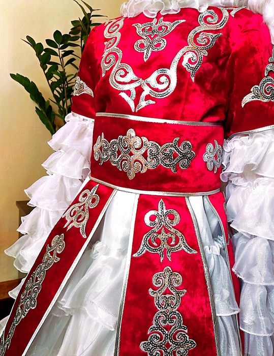 Улттық қазақша көйлек