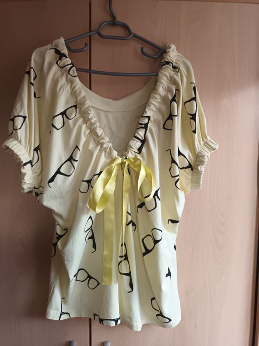 Летни дамски блузи и туники