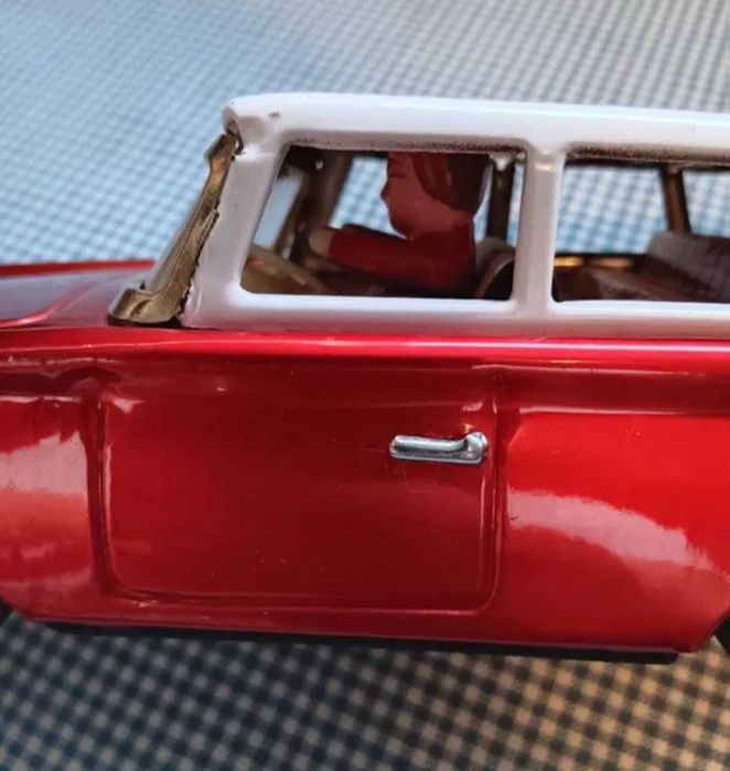 Jucarie veche MF 962,Masinuta de colectie, Rara,Perioada comunista RSR