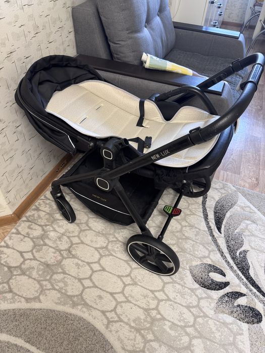 Продаю коляску нью люкс