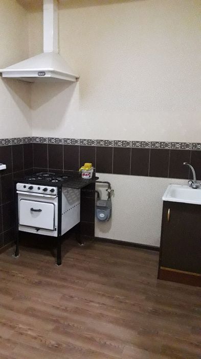 Продаётся 2-х комнатная квартира в центре Чирчика ул.А.Навои