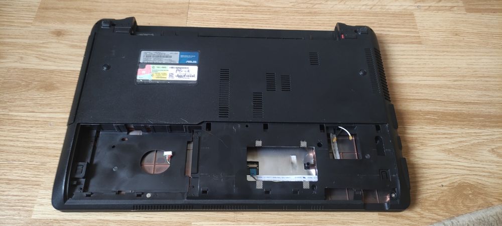 Carcasa completa + Balamale + Dvd - Asus A54H A54