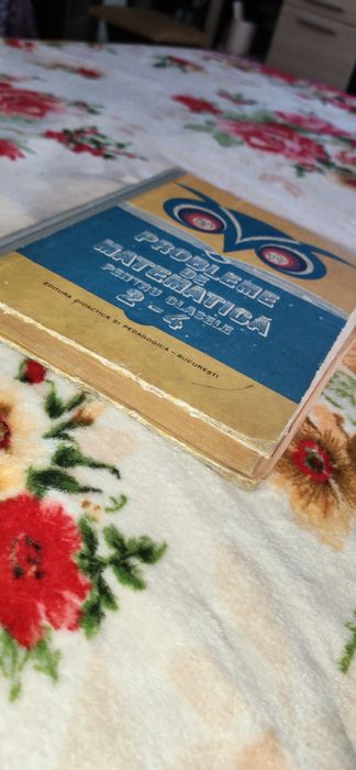 Manual de Probleme de matematică pentru clasele 2-4
Folosită.