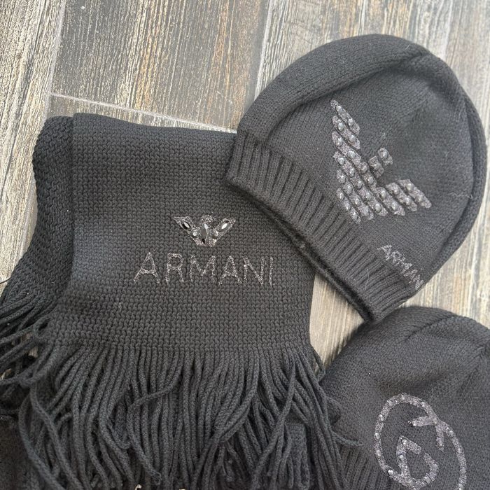 Дамски шапки и шалове | шапка шал | Hermes, Armani, Gucci