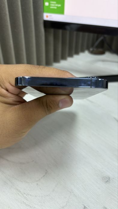 Iphone 12 pro max  vashe ideal