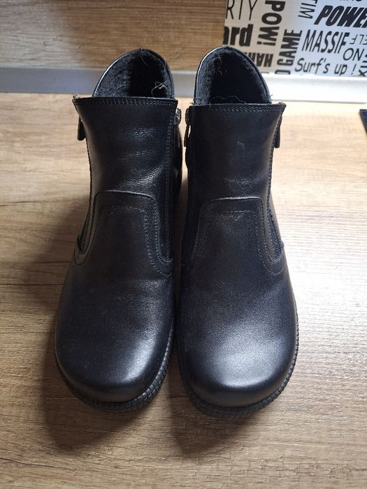 Обувки от естествена кожа