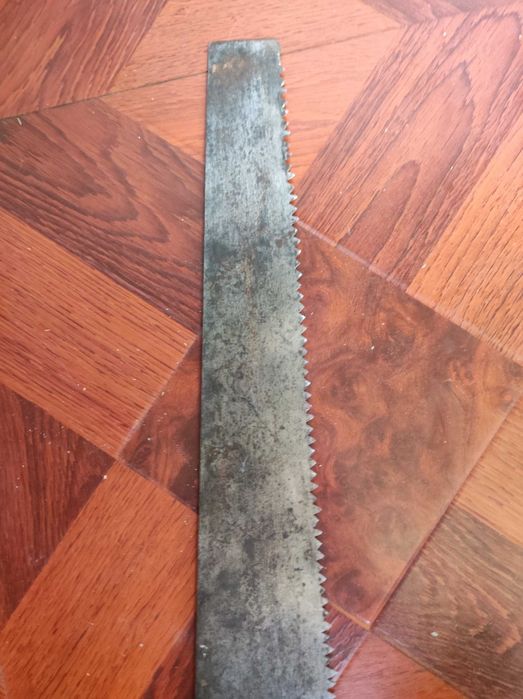 Пила по дереву ручная