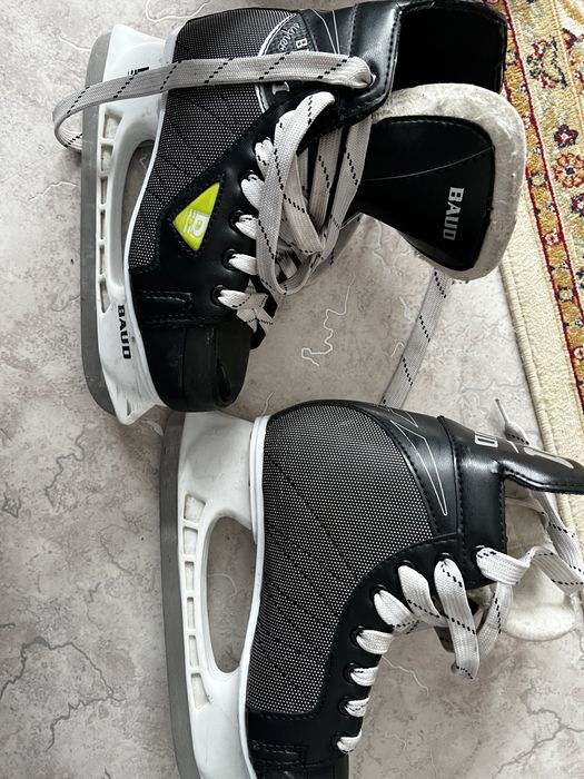 Коньки в отличном состоянии