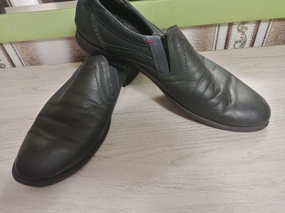 Продам мужские туфли и ботинки