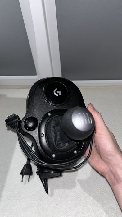 Руль Logitech G923