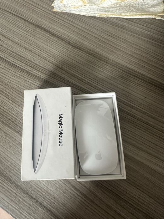 Мышка для макбука Magic mouse