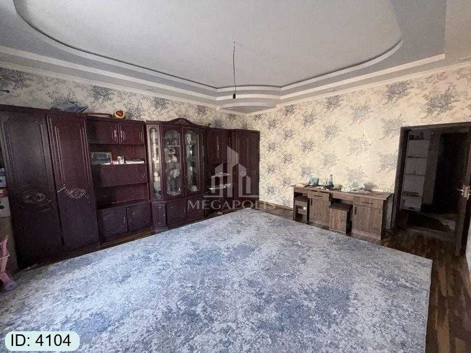 5 mikrarayon somiyda 2 xonali arzon kvartira sotiladi№4104