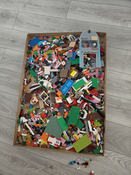 Vand 4 kg de lego