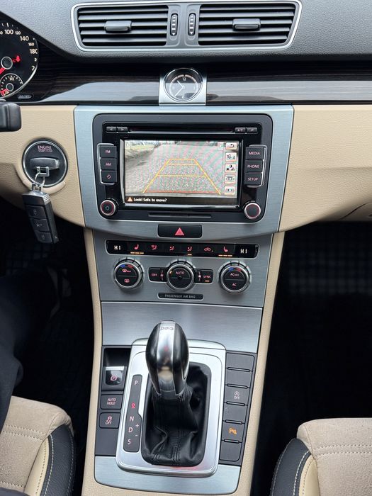 De vanzare passat CC 2013 pret:7750€