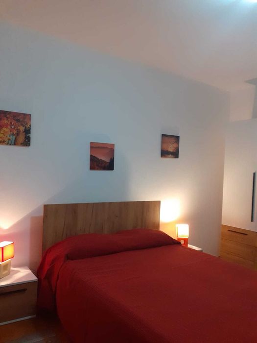 Proprietar închiriez apartament doua camere zona Olimpia