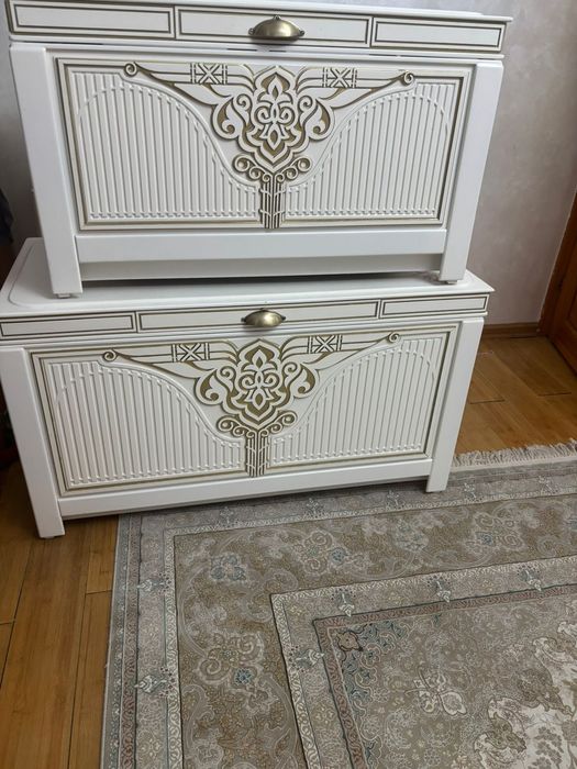 Сандық сундук белый