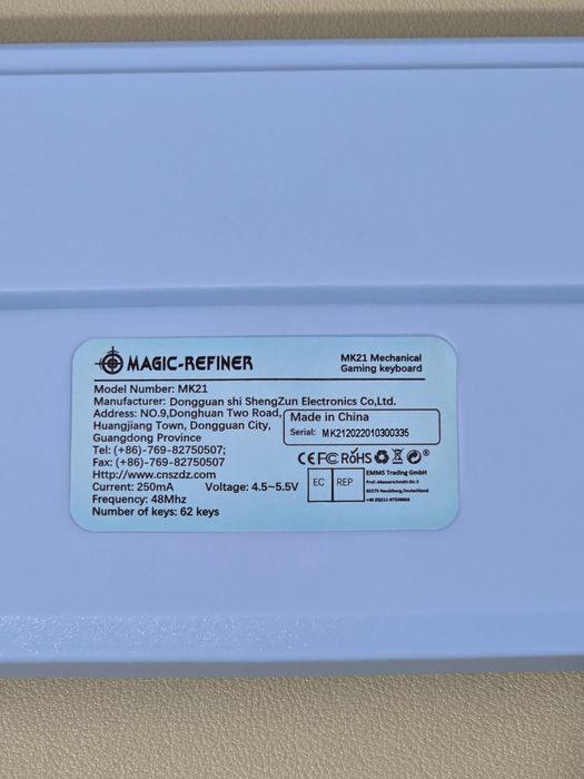 Set Gaming RGB: Tastatură mecanică 60% + Mouse RGB + Mouse Pad