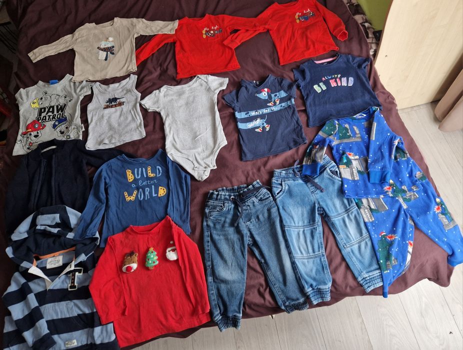 Lot haine baiat 2-3 ani