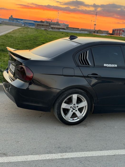 Алуминиеви джанти Dezent 17" 5x120 ET35 (за BMW)