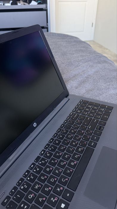 Лаптоп HP, модел RTL8821CE
