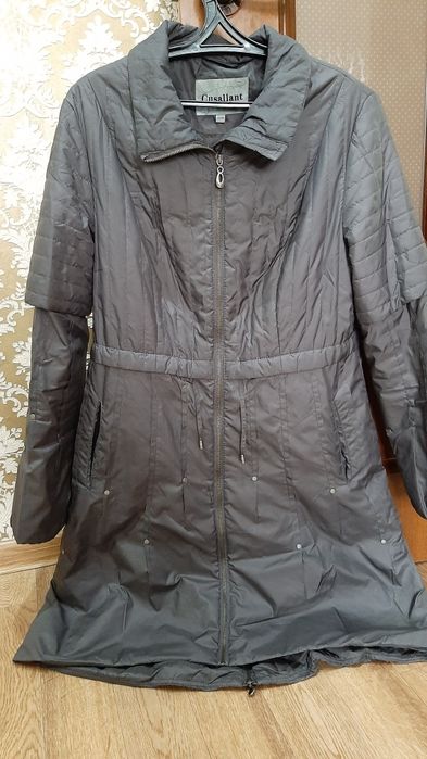 Продам женский плащ