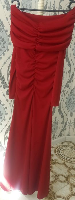 Вечерние платье.