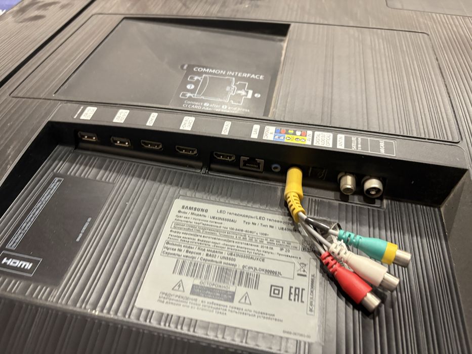 Продам телевизор самсунг