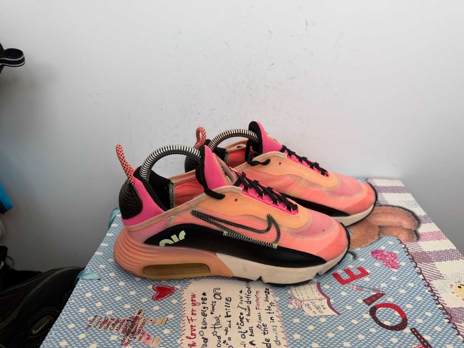 Nike Air Max 2090''оригинални маратонки 37.5 номер