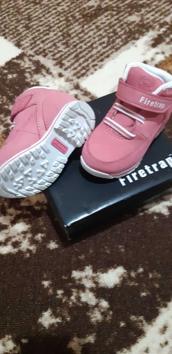 Обувки на Firetrap
