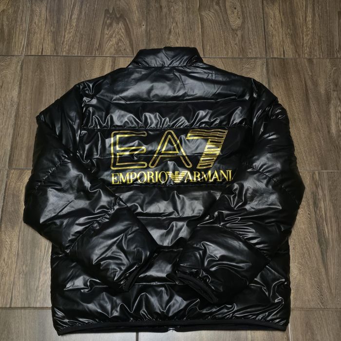 Оригинално яке Armani gold M