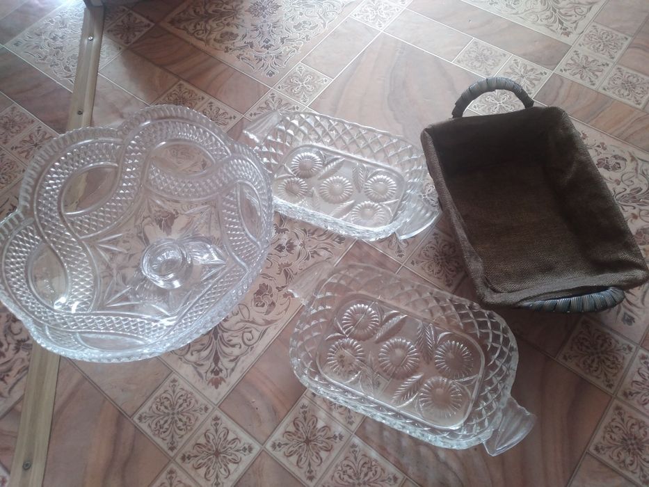 Ваза,Салатница хрусталь-1000тг