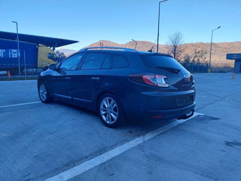 Renault megane 1,9 diesel  an 2010 euro 5  full dotarii
