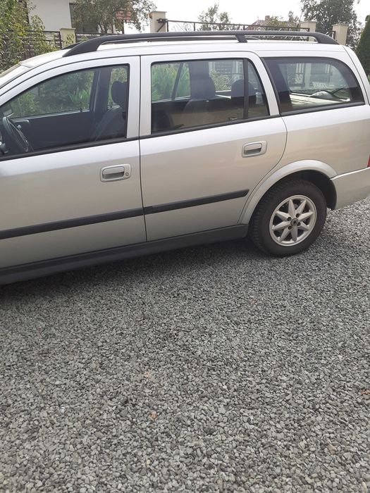 Vand Opel Astra 2004