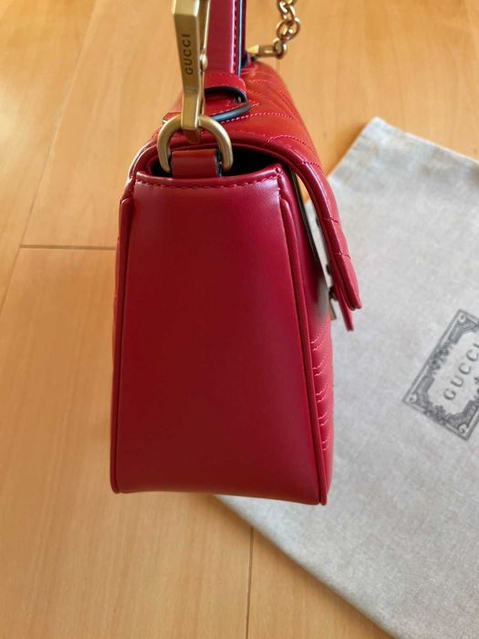 Чантa Гучи Оригинална Горна Дръжка GG Лого Marmont Червена Кожа Gucci