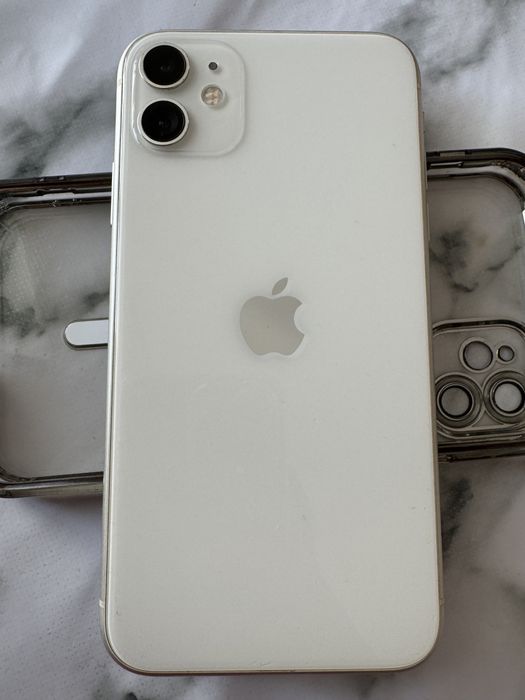 Apple iphone 11.