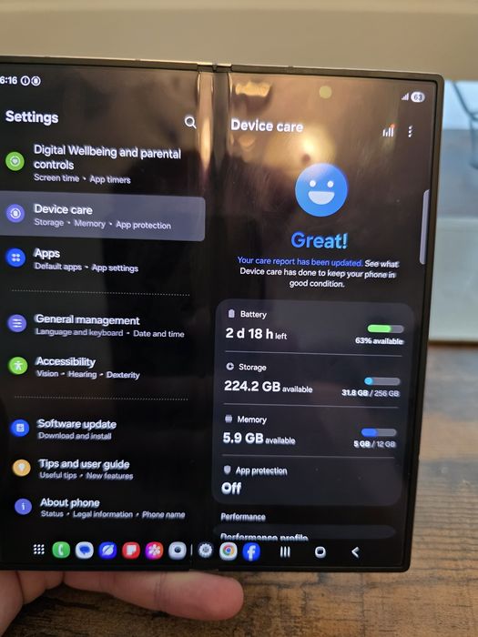 Samsung Z Fold 6