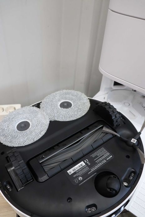 Прахосмукачка робот Mova E30 Ultra, моп, автоматично изпразване, App