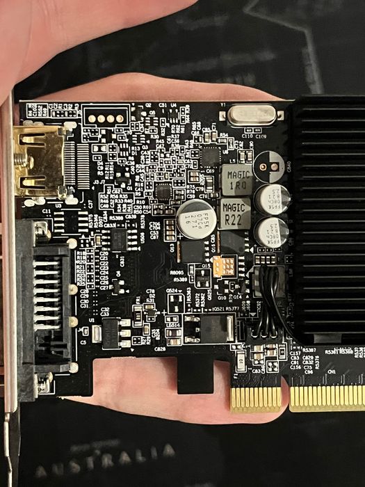 Продам видеокарту GT 1030(2GB)