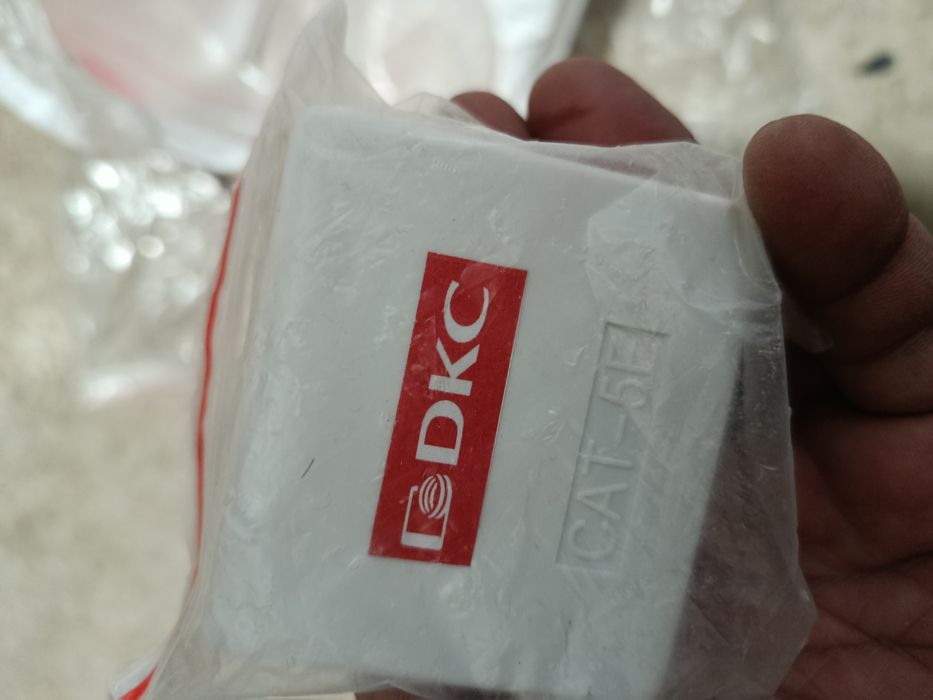 Розетки компьютерные кат 5е dkc