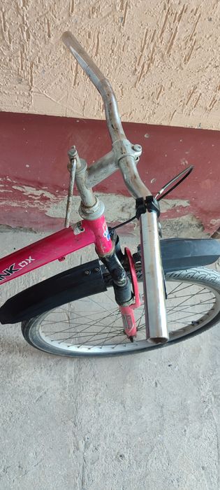 Велосипед крассный скоростной