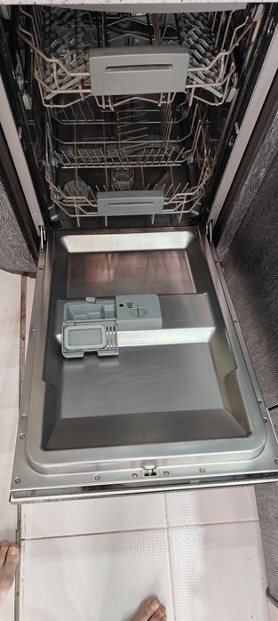 Посудомоечная машина продам