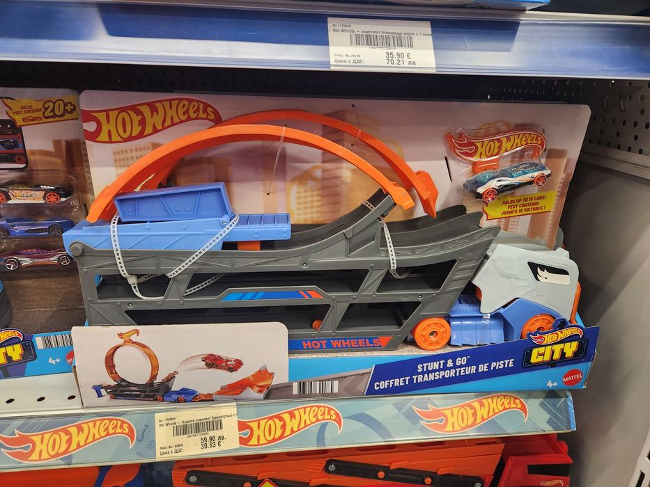 Камиони Hot wheels