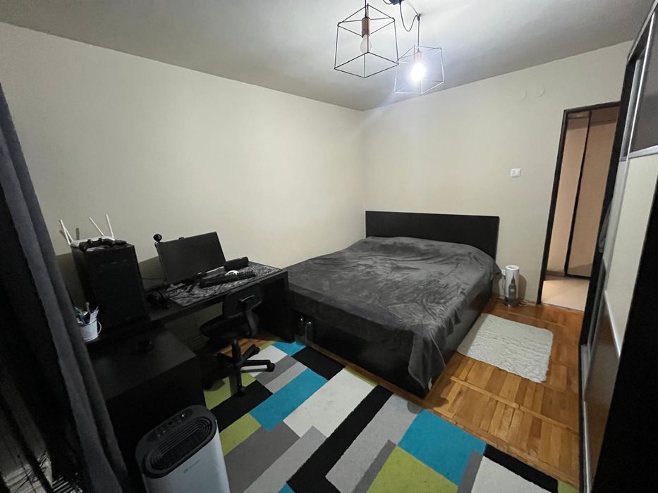 Apartament 3 camere de inchiriat