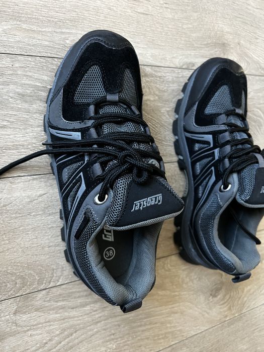 Туристически обувки