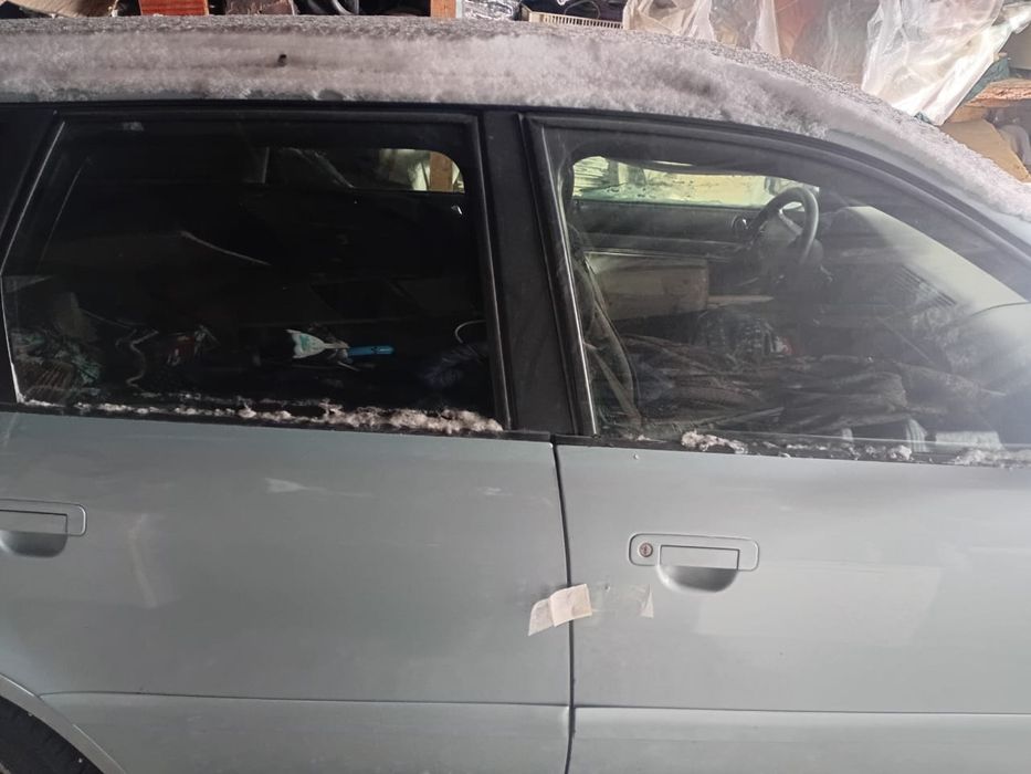 Продам ауди А4 2,6 кватро