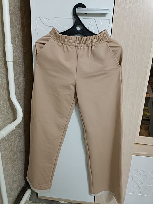 Продам новый костюм