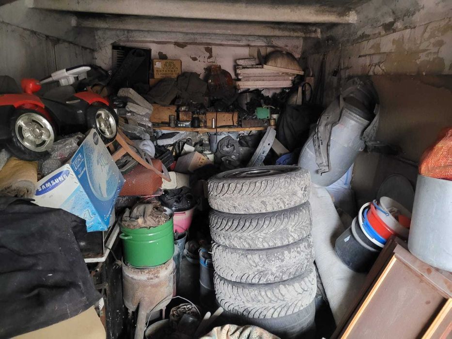 Продам гараж.Имеется погреб.