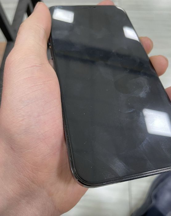 Iphone 12 pro sotiladi